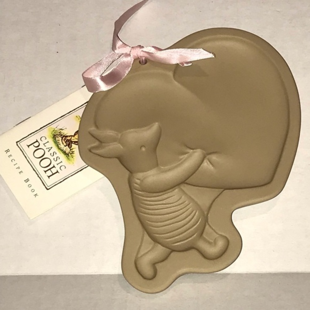 Brown‎ Bag Disney Piglet Ceramic Cookie Mold
